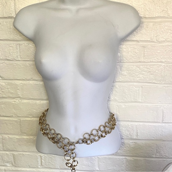 Goldtone Lightweight Double Links Belt - Picture 6 of 8